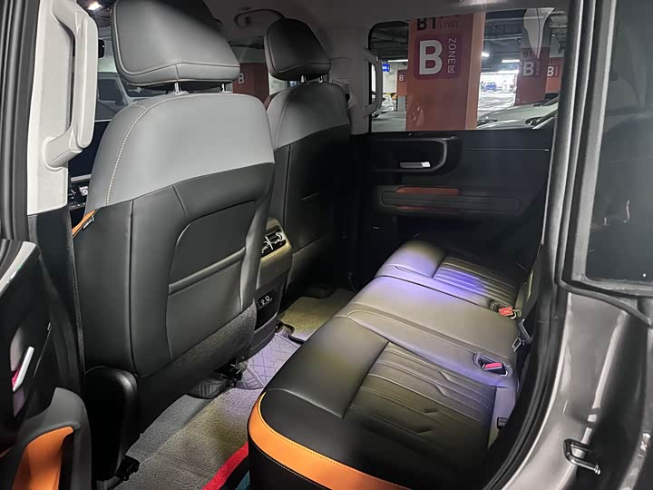 Фото 11 - BAIC Beijing BJ40 Hybrid