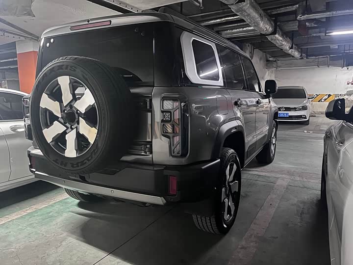 Фото 14 - BAIC Beijing BJ40 Hybrid