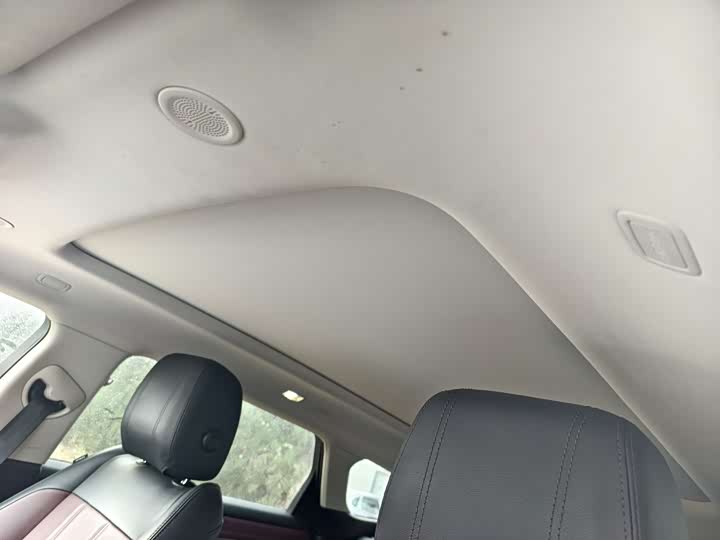 Фото 15 - Land Rover Range Rover Evoque L