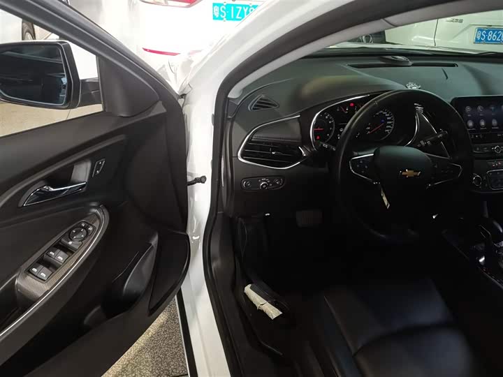 Фото 16 - Chevrolet Malibu XL