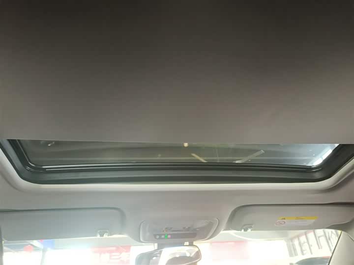 Фото 18 - Chevrolet Malibu XL