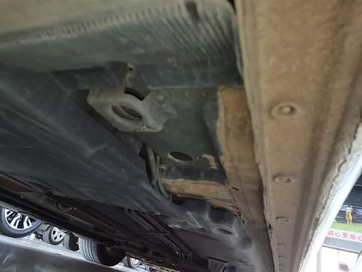 Фото 21 - Chevrolet Malibu XL