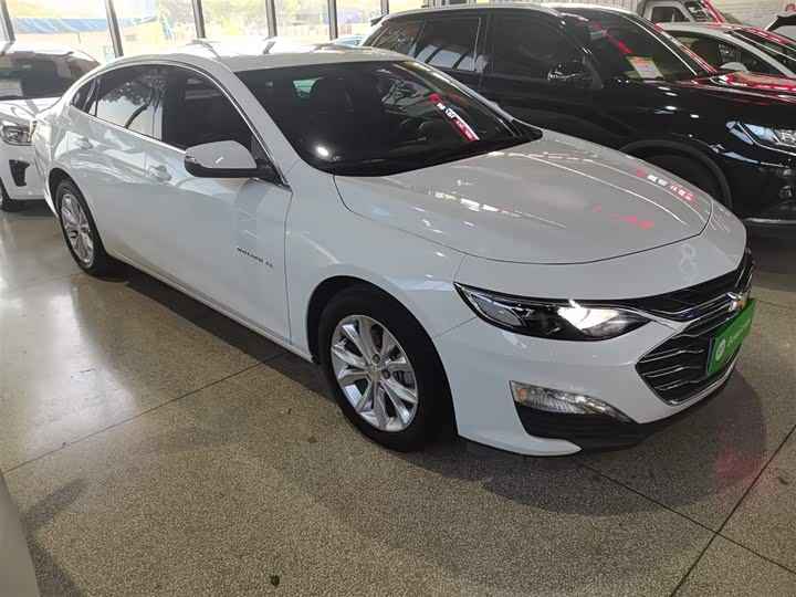 Фото 4 - Chevrolet Malibu XL