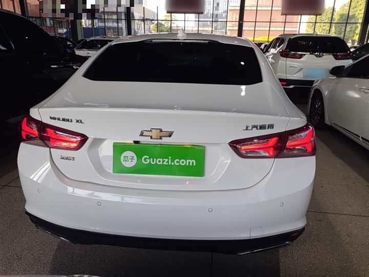 Фото 6 - Chevrolet Malibu XL