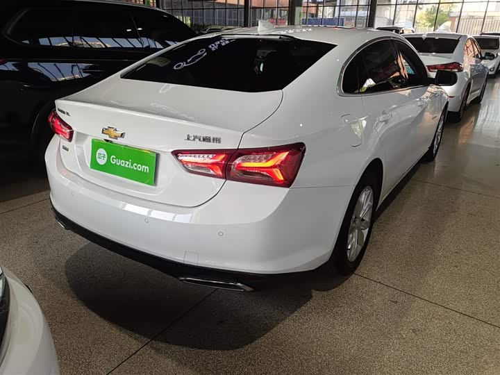 Фото 7 - Chevrolet Malibu XL