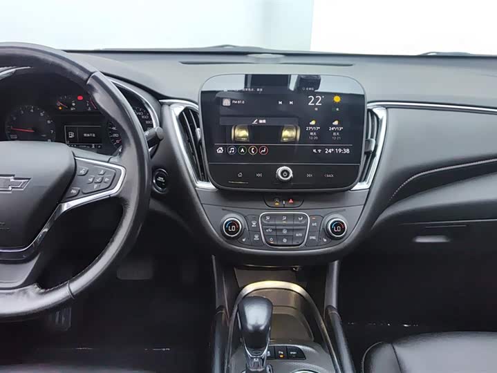 Фото 13 - Chevrolet Malibu XL