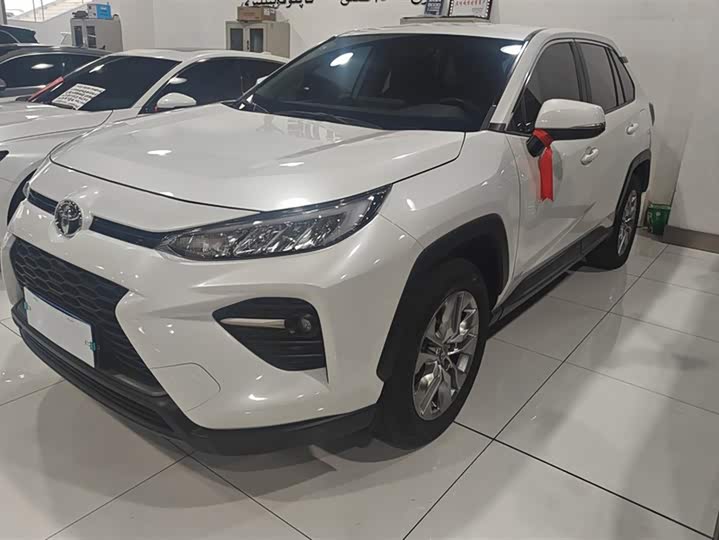 Фото 1 - Toyota Wildlander