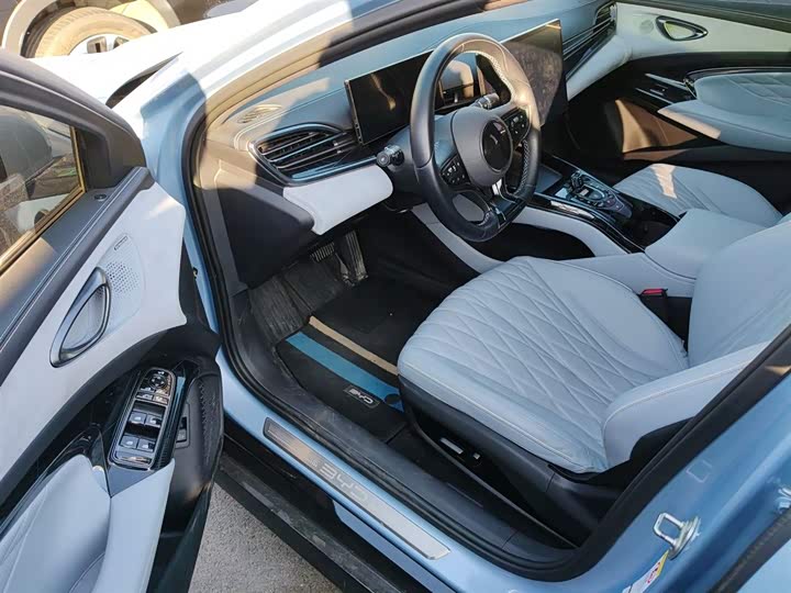 Фото 16 - BYD Seal