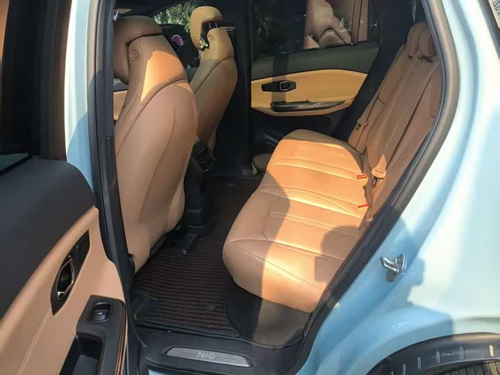 Фото 8 - Nio ES6