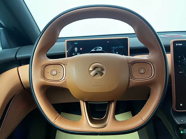 Фото 10 - Nio ET5