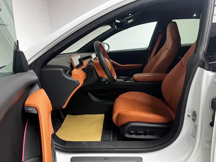 Фото 12 - Nio ET5