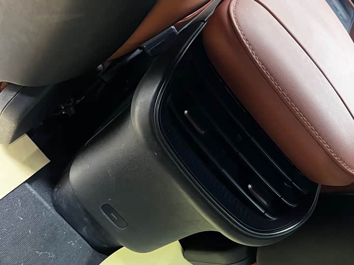 Фото 15 - Nio ET5