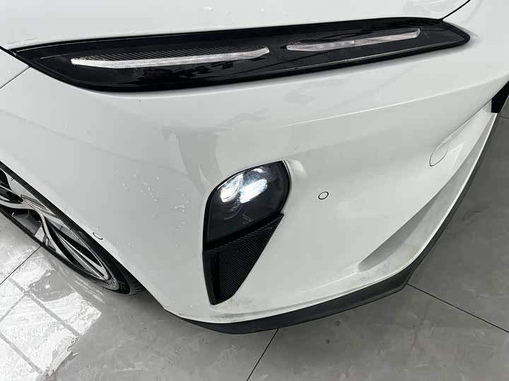 Фото 17 - Nio ET5