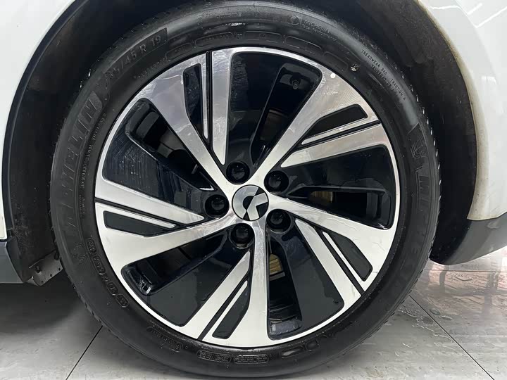 Фото 19 - Nio ET5