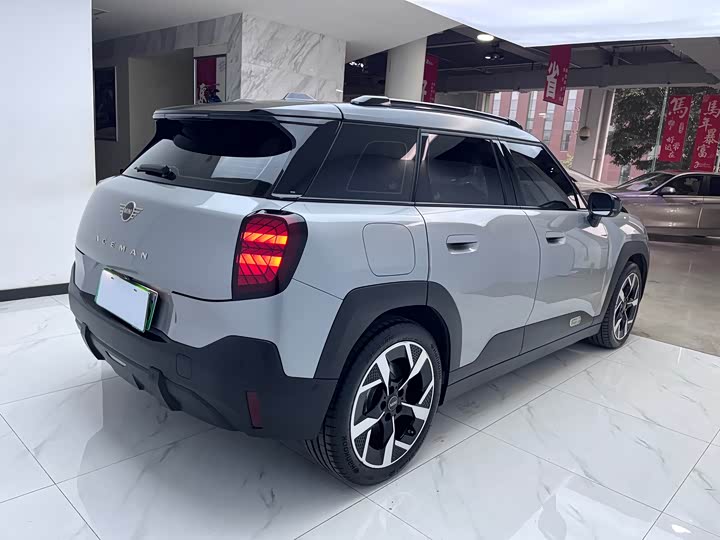 Фото 8 - Mini Aceman