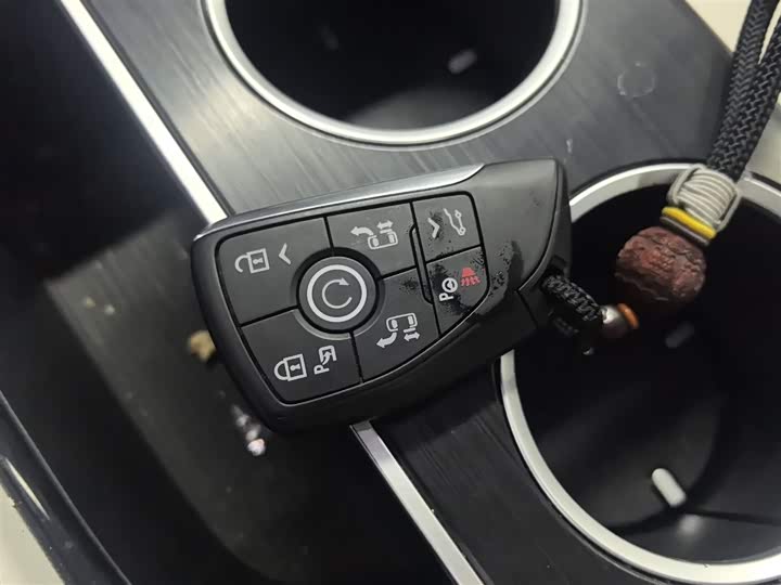 Фото 9 - Buick GL8 Hybrid