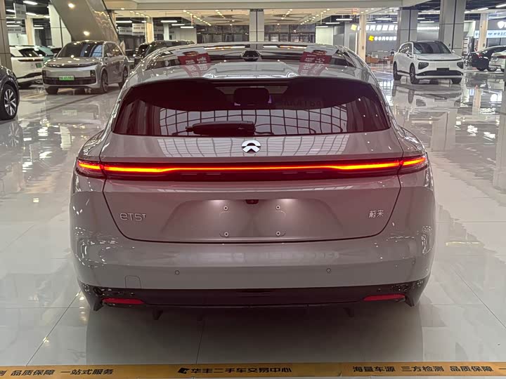 Фото 6 - Nio ET5T