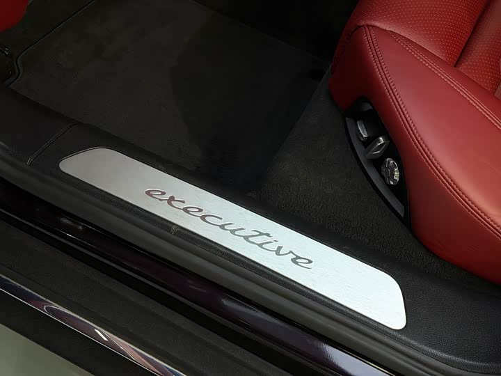 Фото 26 - Porsche Panamera