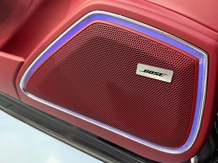 Фото 27 - Porsche Panamera