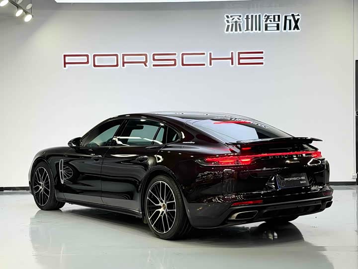 Фото 7 - Porsche Panamera