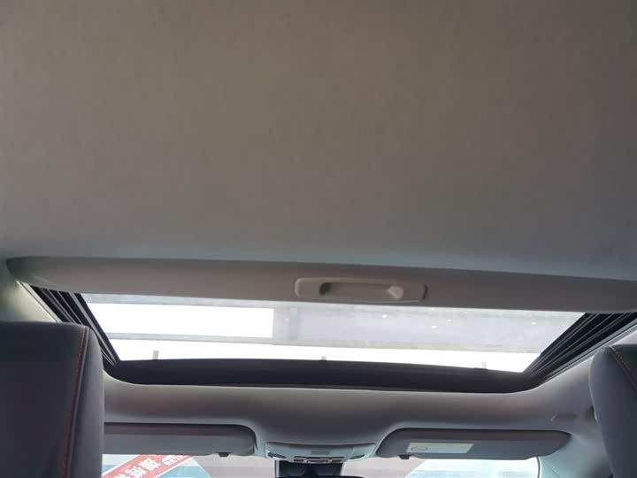 Фото 18 - Toyota Corolla