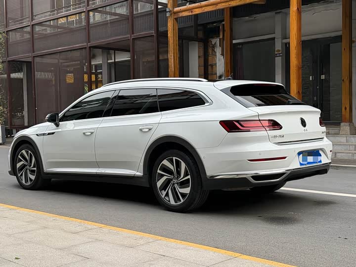 Фото 9 - Volkswagen CC