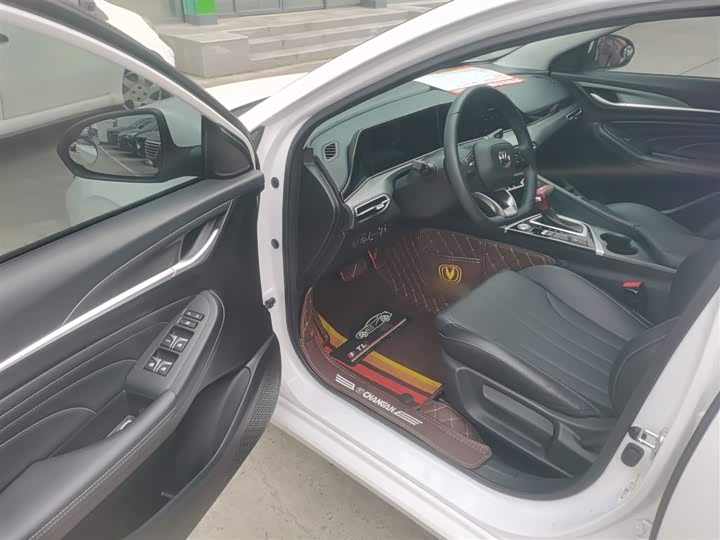 Фото 16 - Changan Eado Plus