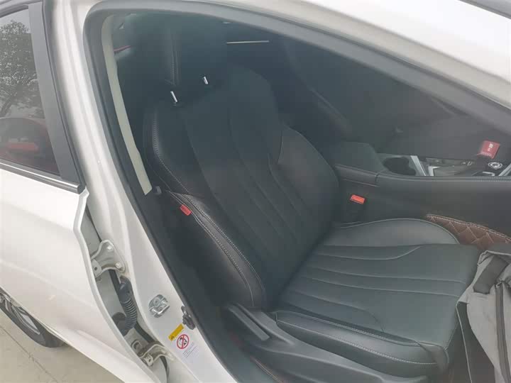 Фото 25 - Changan Eado Plus