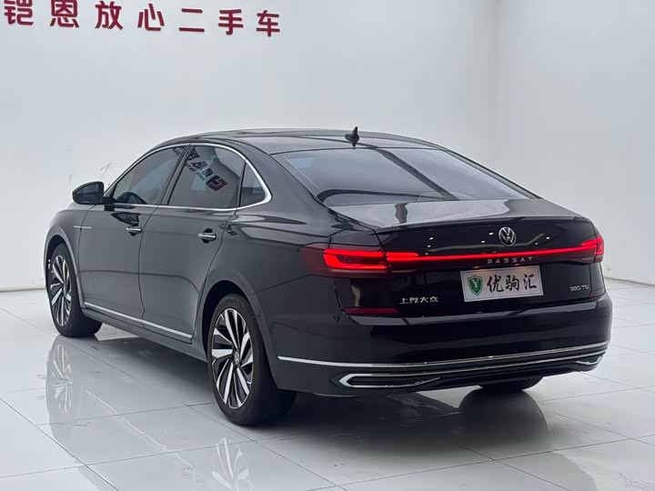 Фото 6 - Volkswagen Passat