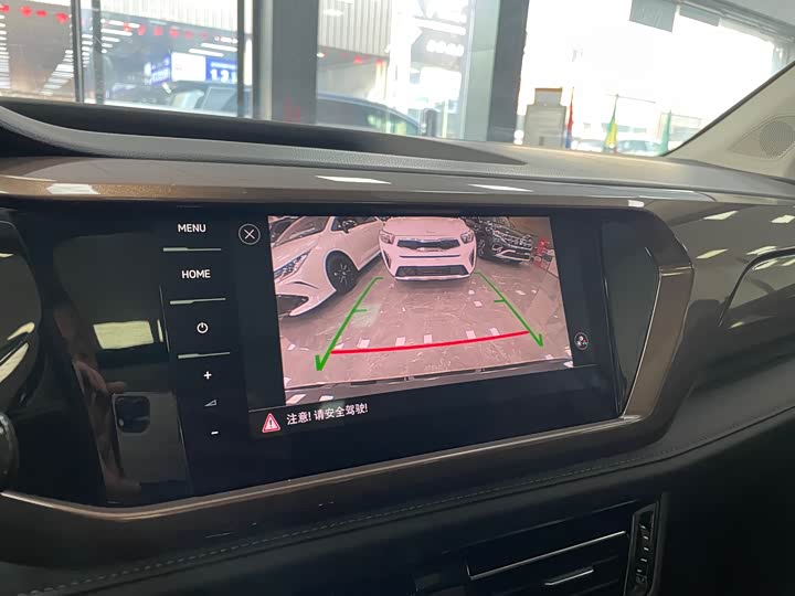 Фото 13 - Volkswagen Tharu