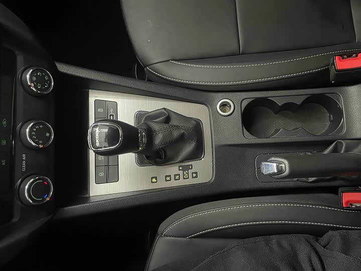 Фото 10 - Skoda Octavia Pro