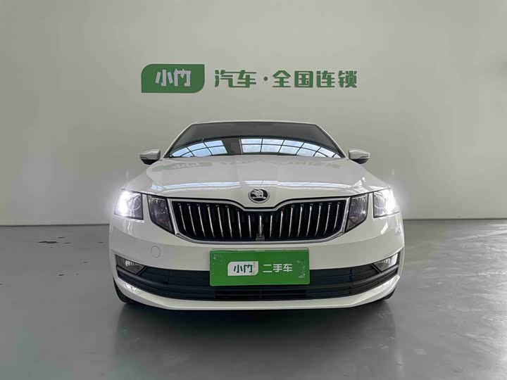 Фото 2 - Skoda Octavia Pro