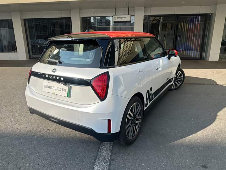 Фото 5 - Mini Cooper