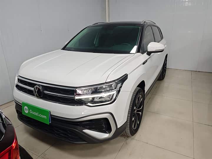 Фото 3 - Volkswagen Tharu