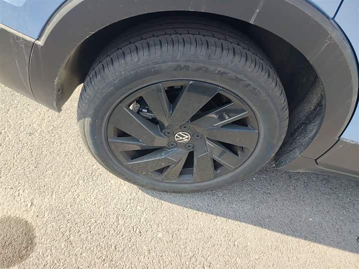 Фото 26 - Volkswagen Tharu