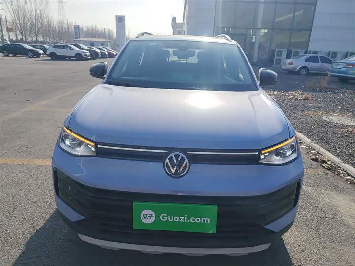 Фото 3 - Volkswagen Tharu