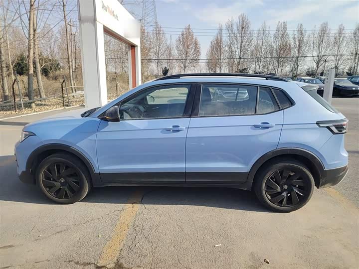 Фото 5 - Volkswagen Tharu