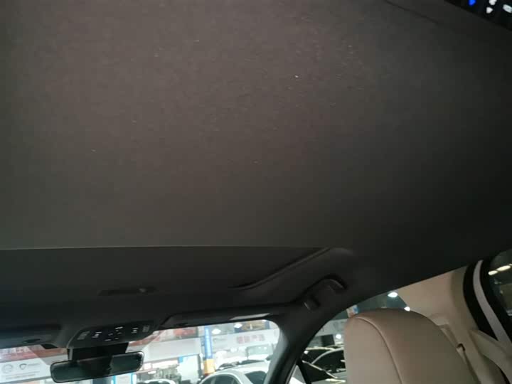 Фото 18 - Toyota Sienna