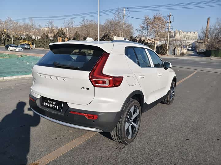 Фото 7 - Volvo XC40