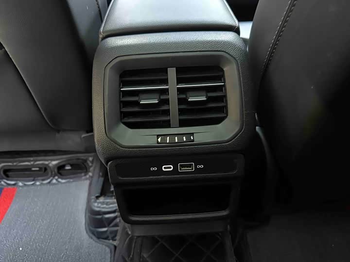 Фото 17 - Volkswagen Tharu