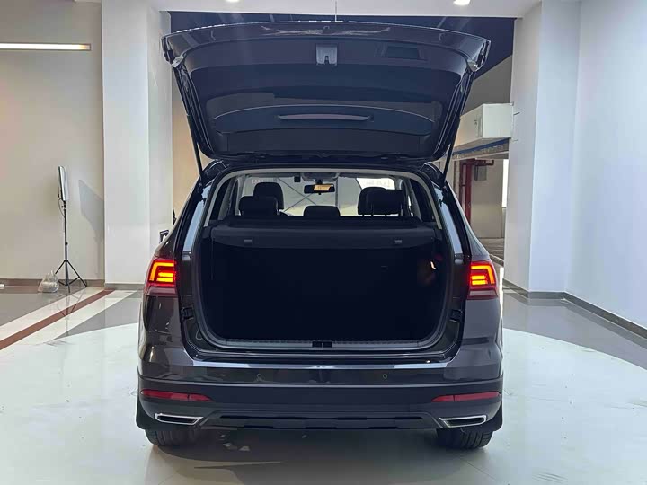 Фото 20 - Volkswagen Tharu