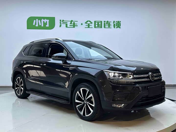 Фото 3 - Volkswagen Tharu