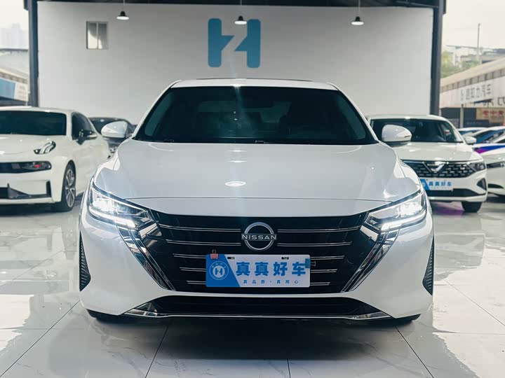 Фото 2 - Nissan Sylphy