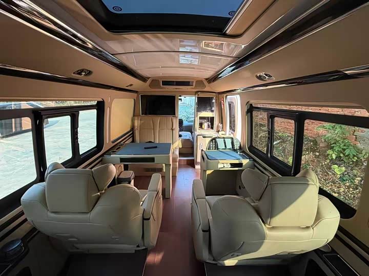 Фото 4 - Toyota Coaster