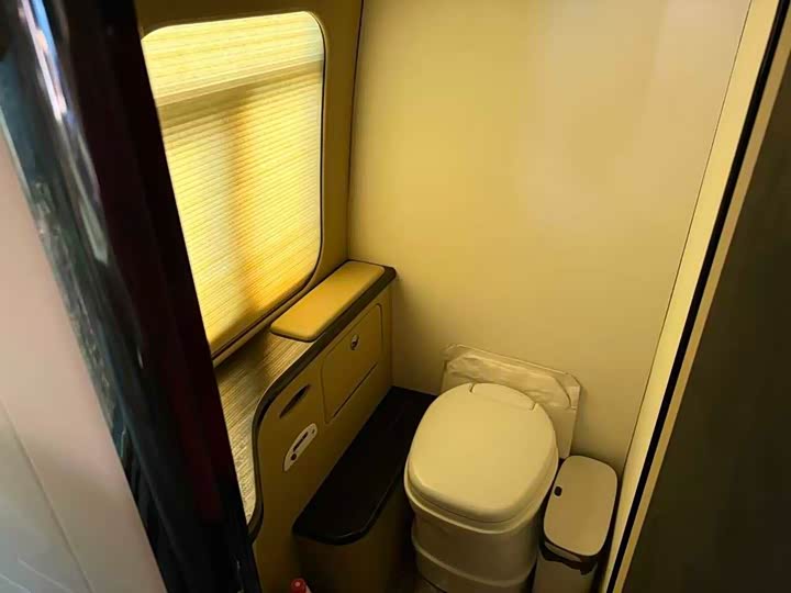 Фото 8 - Toyota Coaster