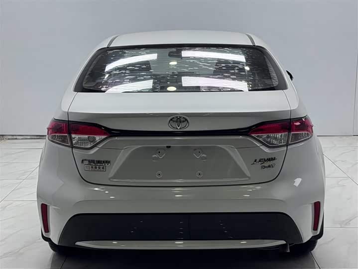 Фото 11 - Toyota Levin