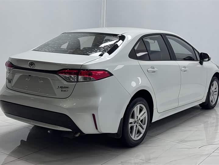 Фото 12 - Toyota Levin