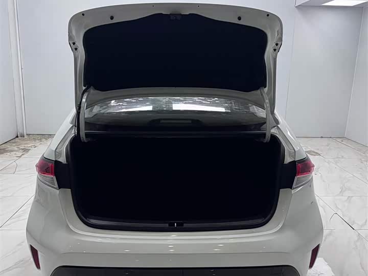 Фото 20 - Toyota Levin