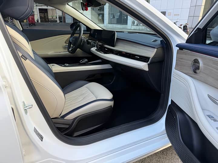 Фото 12 - Chery Arrizo 8