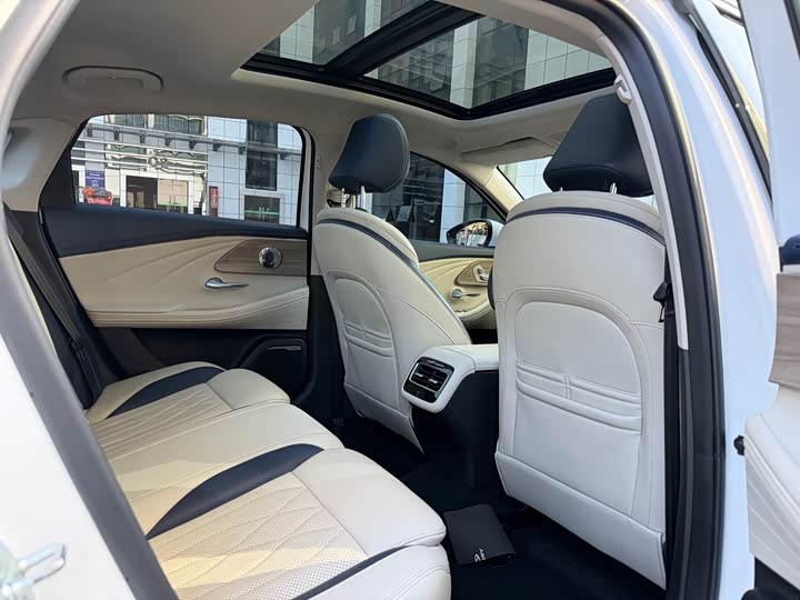 Фото 13 - Chery Arrizo 8